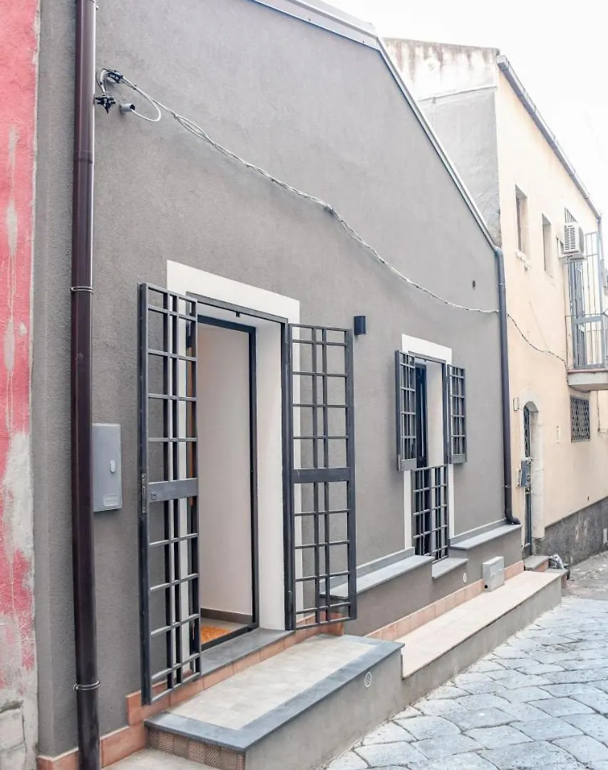 Dimora Maura Villa Catania Italy